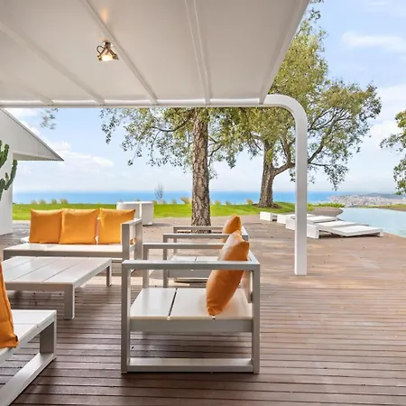 Luxury 5 Bedroom 别墅